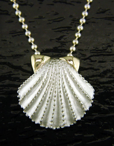 14K/SS Scallop Pendant